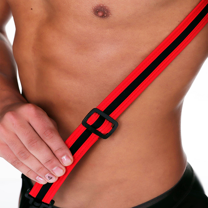 Fetish Red Harness vista posterior de Gigo Underwear