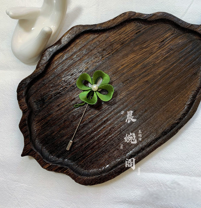 Handmade Chanhua Four-Leaf Clover Brooch - Thread Clover Pin with Pearl Center