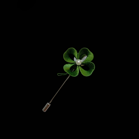 Handmade Chanhua Four-Leaf Clover Brooch - Thread Clover Pin with Pearl Center