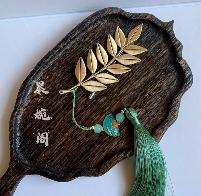 Handmade Chanhua Leaf Branch Brooch with Tassel - Gold Leaf Pin for Women