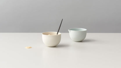 JUG ROUND in Blossom by Mud Australia