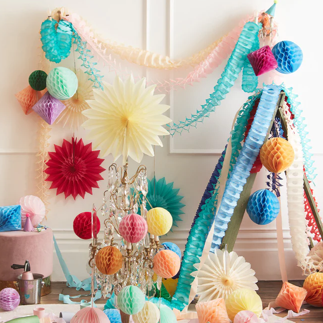 Pastel Honeycomb Decoration Kit Lifestyle