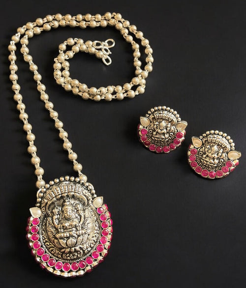 The Abhata Silver Lakshmi Kemp Necklace & Earrings