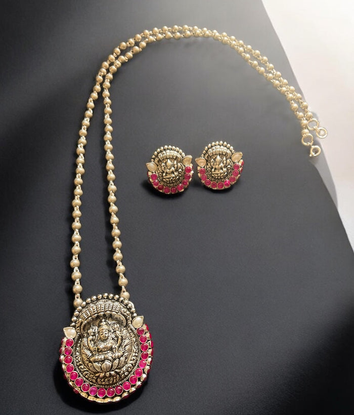 The Abhata Silver Lakshmi Kemp Necklace & Earrings