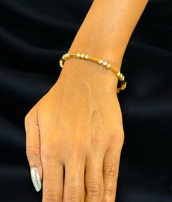 The Abhushana Silver Solitaire Bangle-Single (Size 2.6)