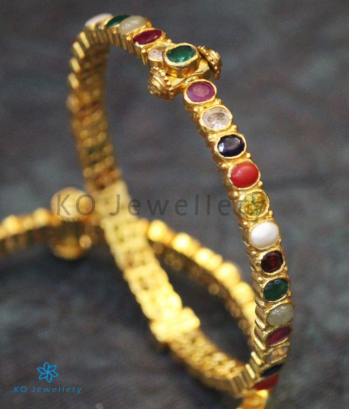 The Kripa Silver Navratna Bracelet (Size/2.2/2.4/2.6/2.8)