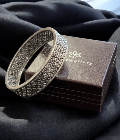 The Monabi Silver Filigree Bangle- Single( Oxidised/Size/2.2/ 2.4/2.6/2.8)