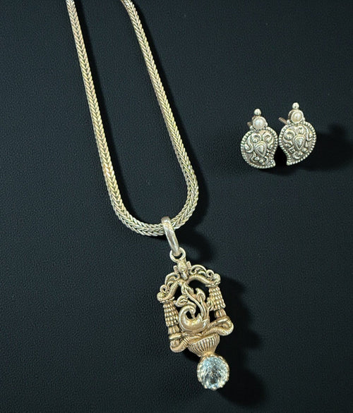 The Navaranga Silver Peacock Pendant & Earrings (Oxidised)