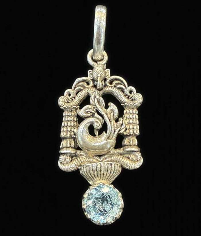 The Navaranga Silver Peacock Pendant & Earrings (Oxidised)