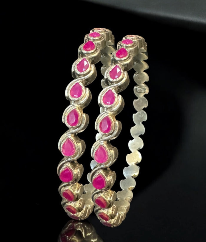 The Piyali Silver Red Kemp Bangle- Single (Oxidised/Size/2.2/ 2.4/2.6/2.8)