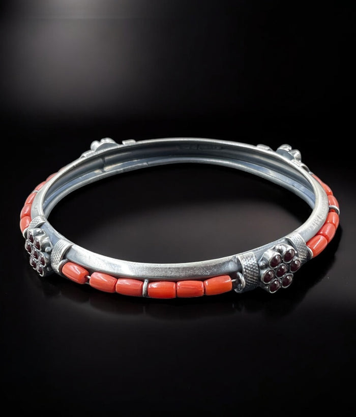 The Saumya Silver Coral & Pearl Kemp Bangle-Single (Oxidised/Size /2.2/2.4/2.6/2.8)