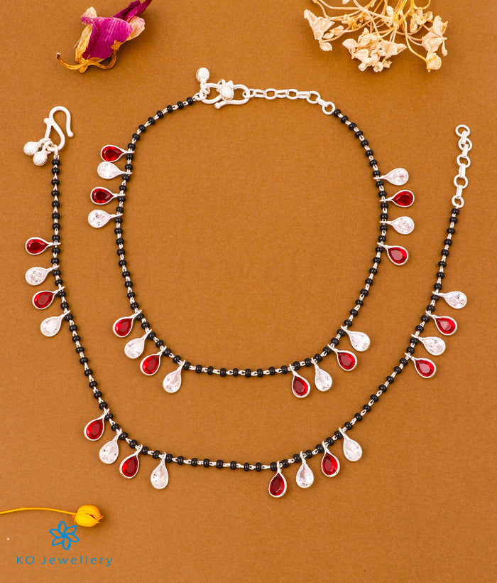 The Vajra Silver Black Beads Nazariya Anklets (White/Red)
